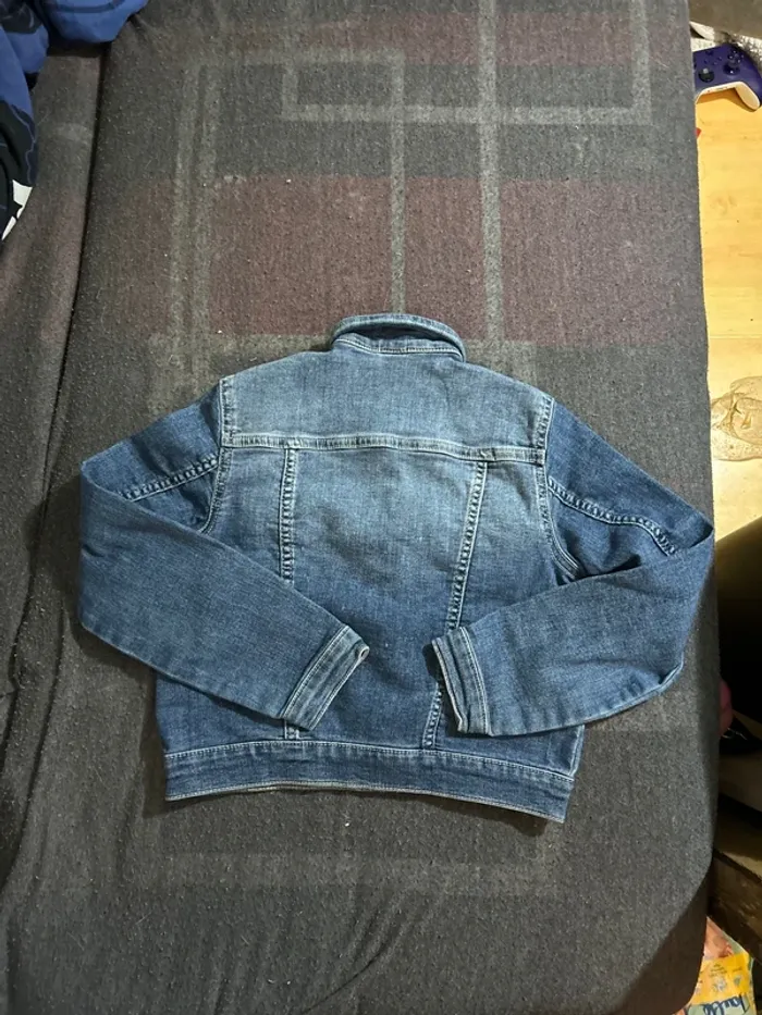 Veste en jeans taille 7 ans - photo numéro 2