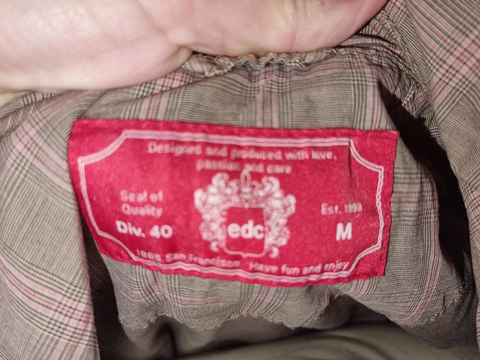 Veste zippée carreaux marrons et roses - photo numéro 4
