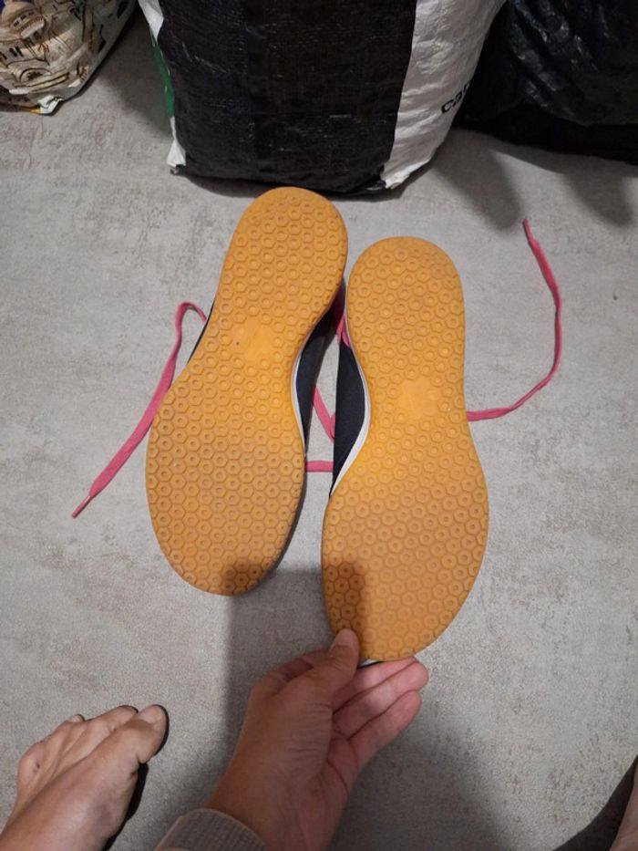 Chaussures de sport - photo numéro 2