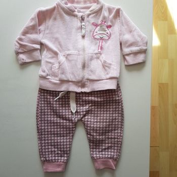 Ensemble fille 1 mois