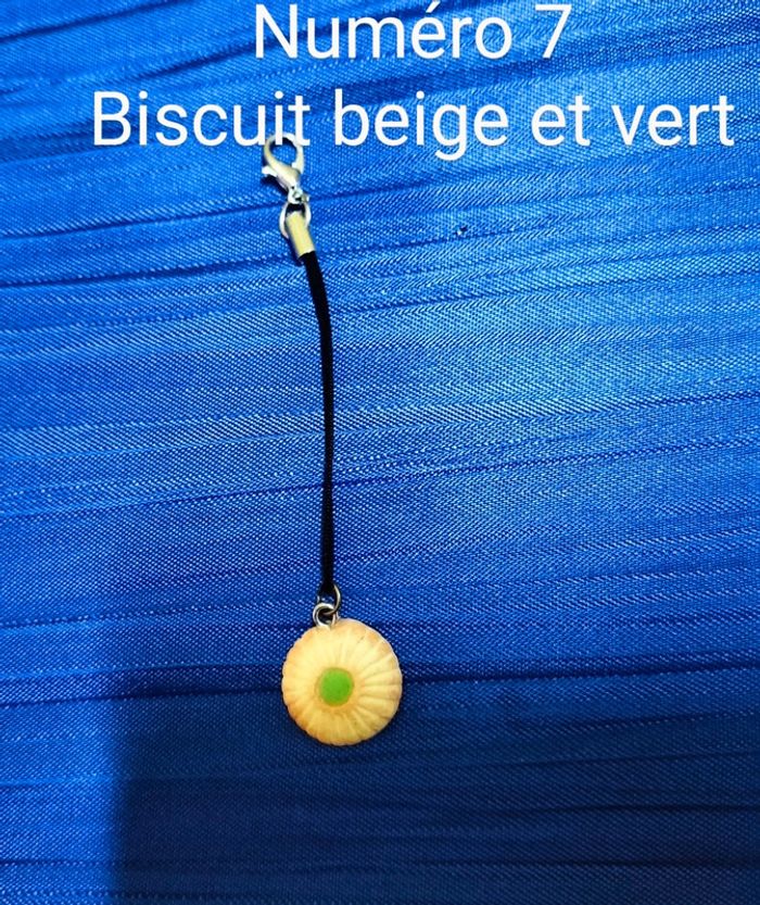 Porte-clés artisanaux en pâte Fimo - photo numéro 11