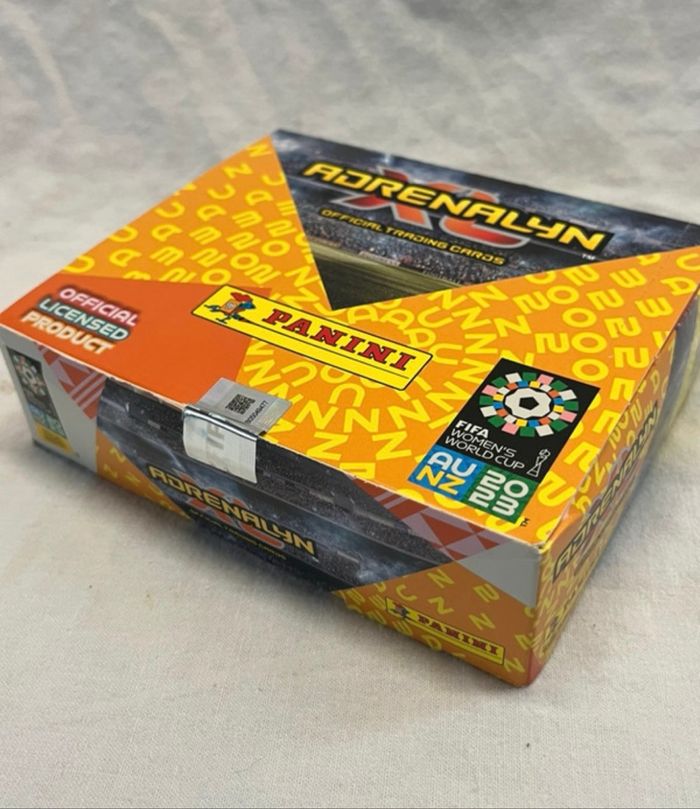 Box panini cartes Foot Adrenalyn xl women 2023 - photo numéro 2