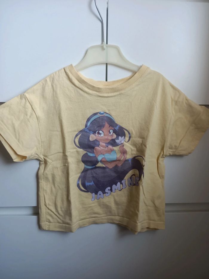 T-shirt Disney taille 4ans