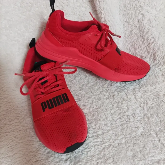 Baskets Puma pointure 37