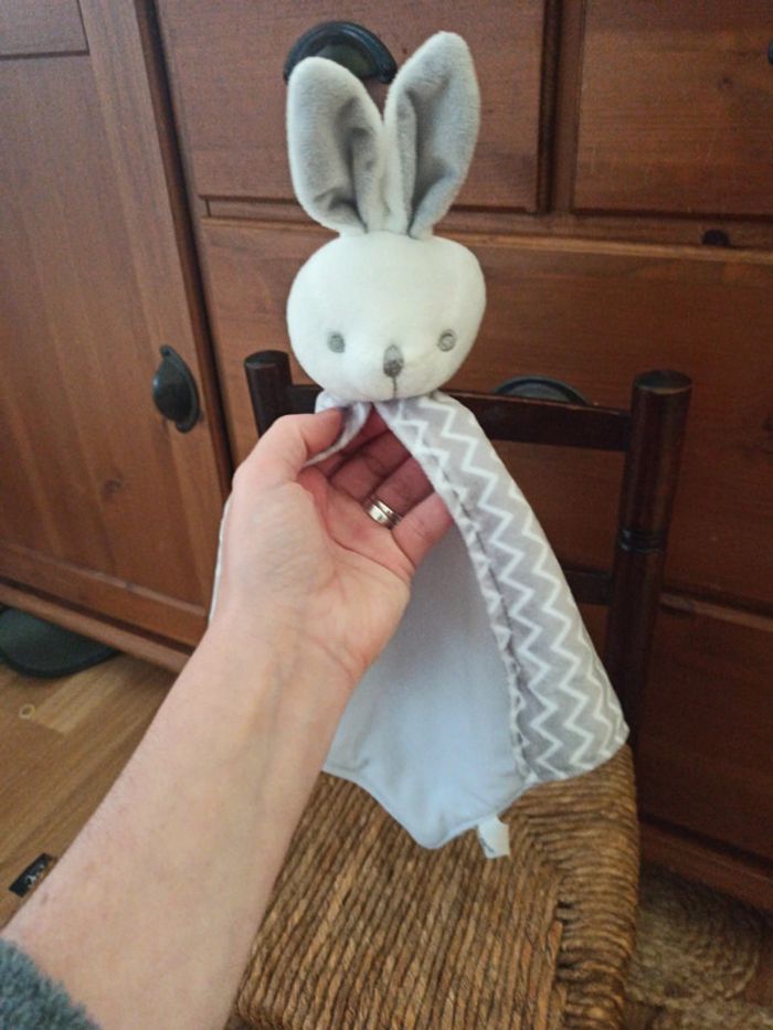 Doudou lapin blanc gris tbe - photo numéro 4