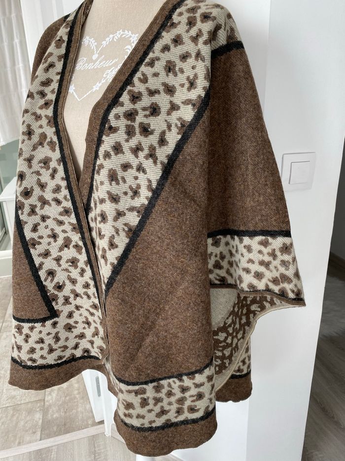 Écharpe châle beige et marron - photo numéro 2