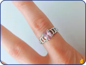 Bague élégante avec pierre rose en  zircon – brillante et raffinée