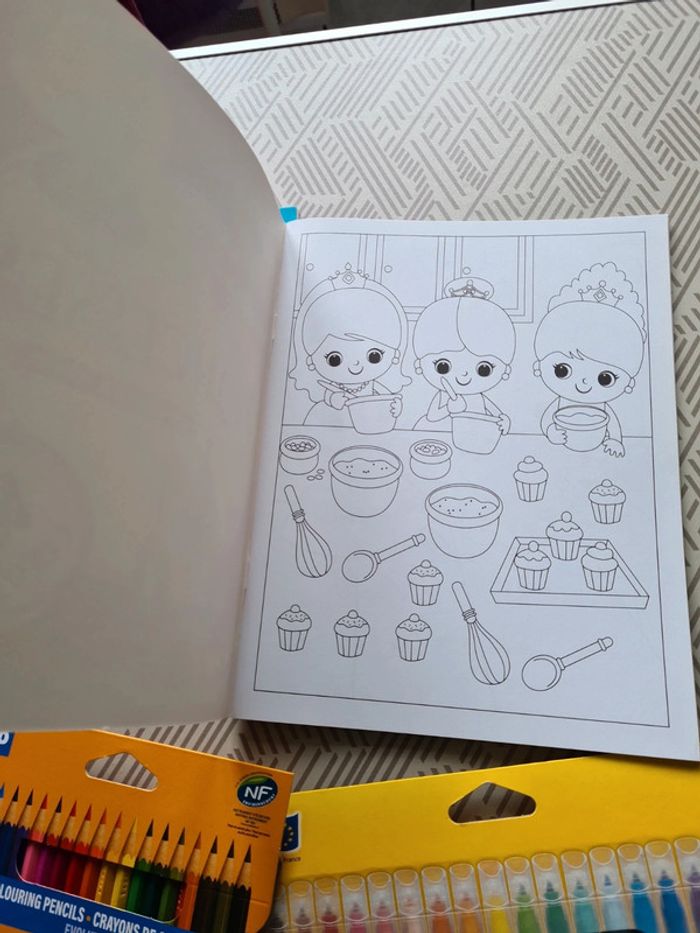 Lot papeteries et trousse - photo numéro 5