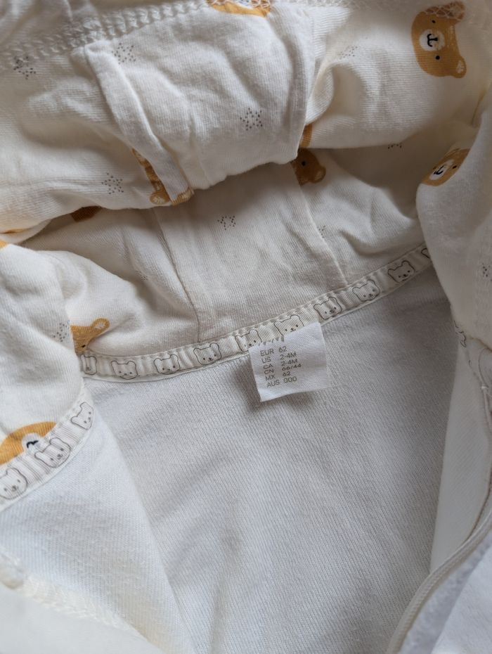 Gilet 2-4 mois H&M - photo numéro 2