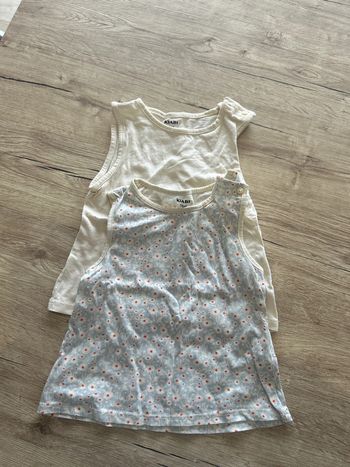 Lot de 2 débardeurs 18 mois