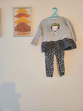 Joli petit ensemble orchestra Taille 12 mois