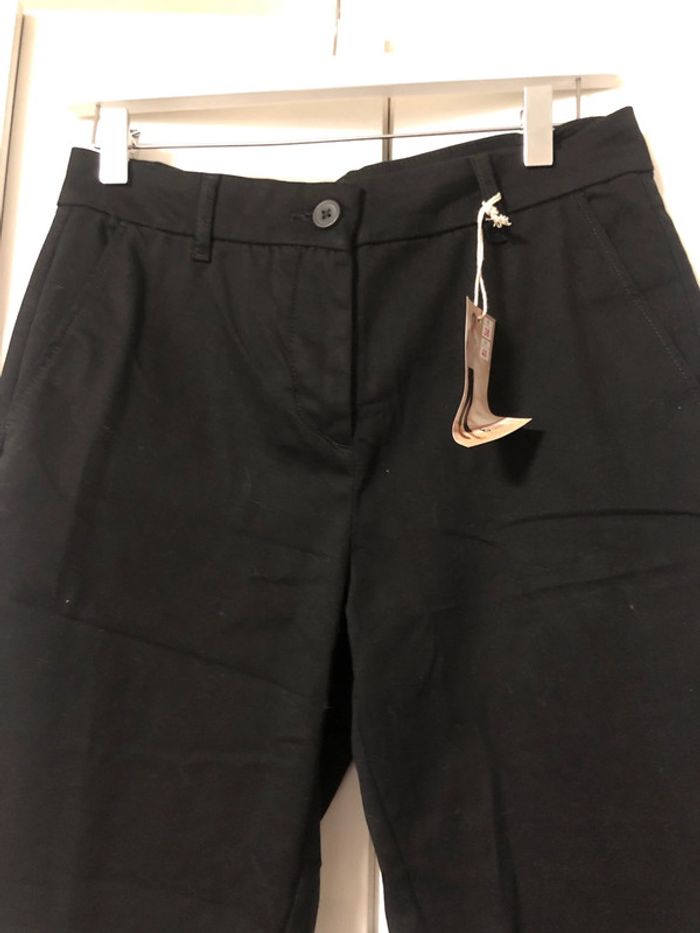 Pantalon . Taille M - photo numéro 2
