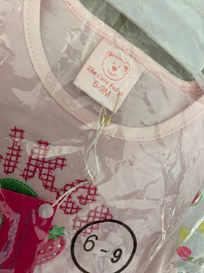 Ensemble fille 6-9 mois - photo numéro 2