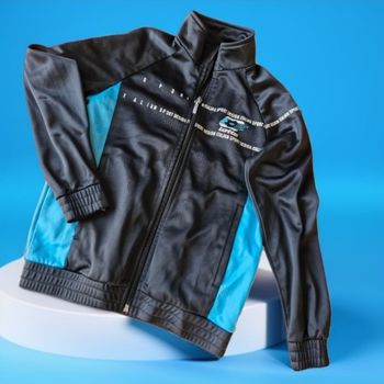 Superbe sweet zippé style veste survêtement