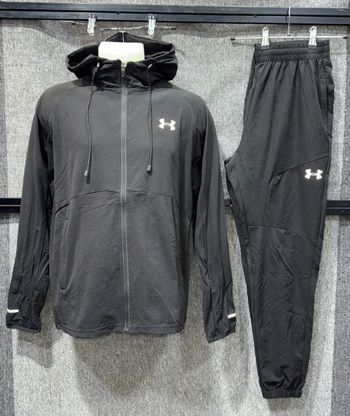 Ensemble ASICS Streetwear neuf NOIR – Taille M – 110€ 🔥