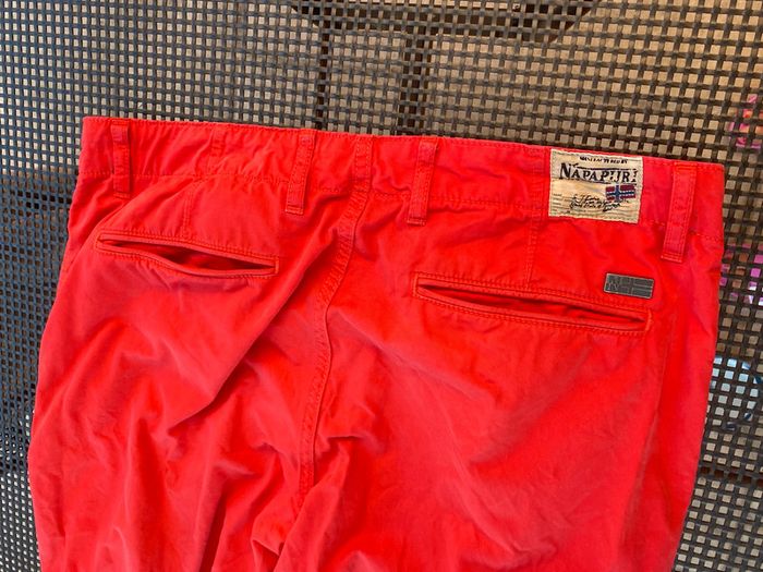 Superbe pantalon, Chino napapijri W. 33 et 34. - photo numéro 10
