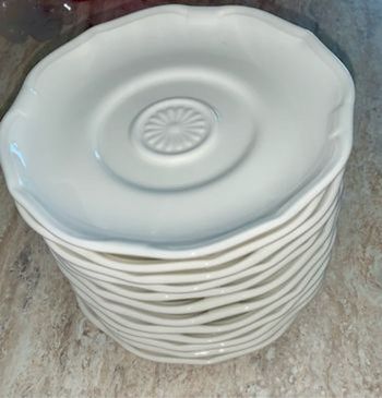 Lot petites assiettes blanches. Villaroy et Boch 1748