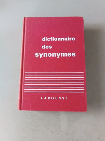 Larousse dictionnaire des synonymes de la langue française