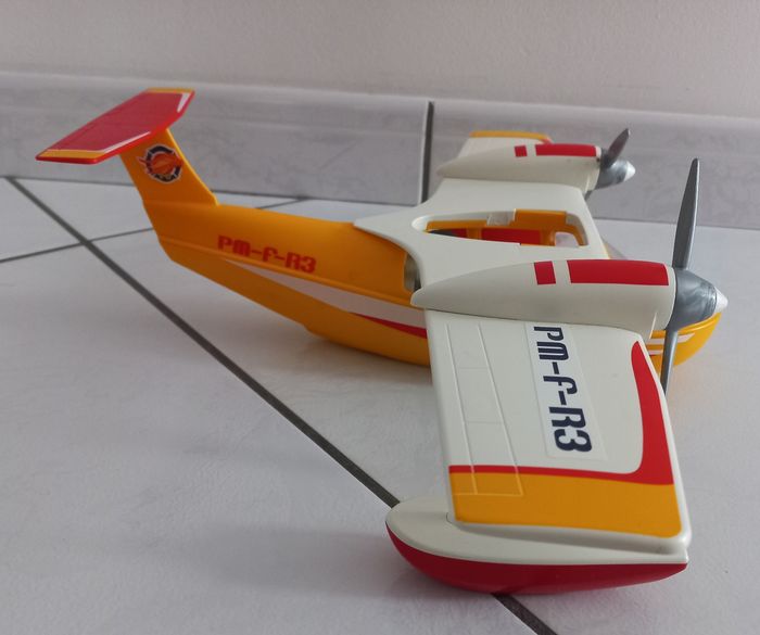 Hydravion Playmobil 5560 en très bon état - photo numéro 2