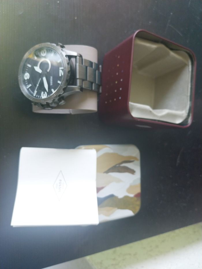 Montre fossil - photo numéro 2