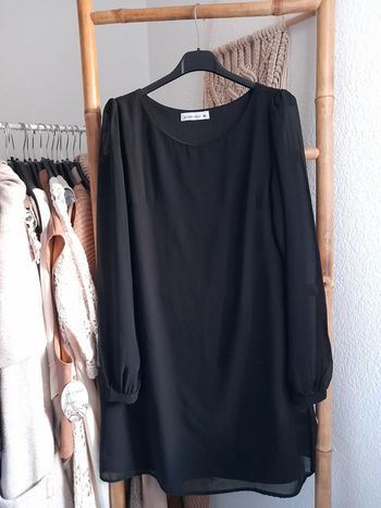 Robe noire manches voiles taille 36