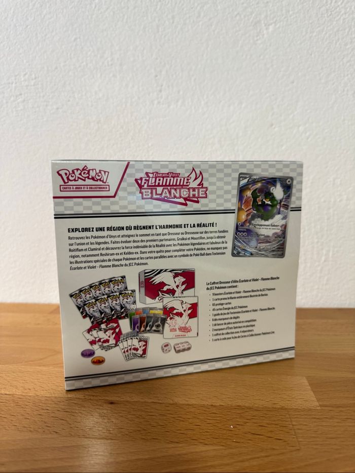 Pokémon ETB Flamme Blanche EV10.5 - photo numéro 2