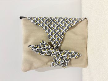 Pochette à livre de poche ou liseuse Beige à éventails