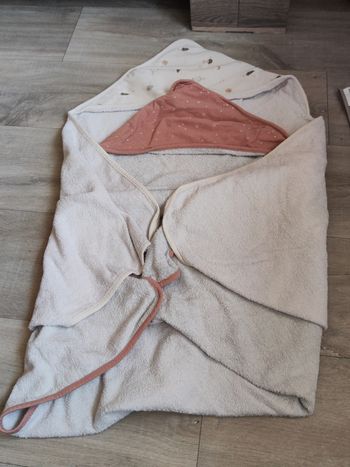 2 Serviettes de bain pour bébé Kiabi