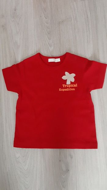 T-shirt manches courtes impeccable