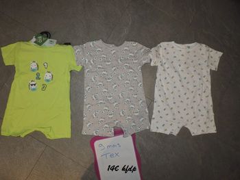 3 combinaisons tex taille 9 mois neuf