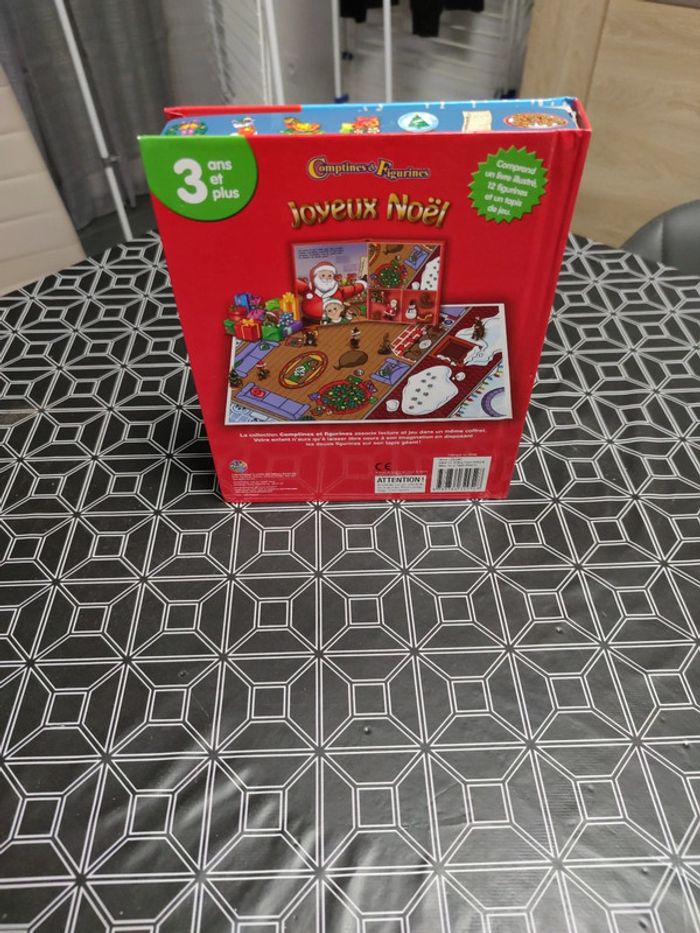 Livre et figurines Noël - photo numéro 2