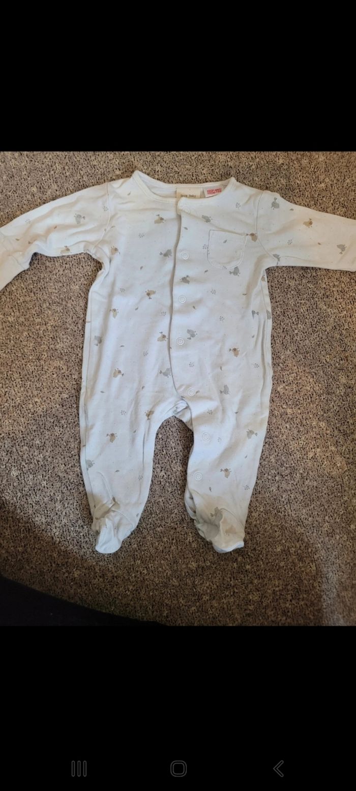 Lot pijamas 3mois - photo numéro 3