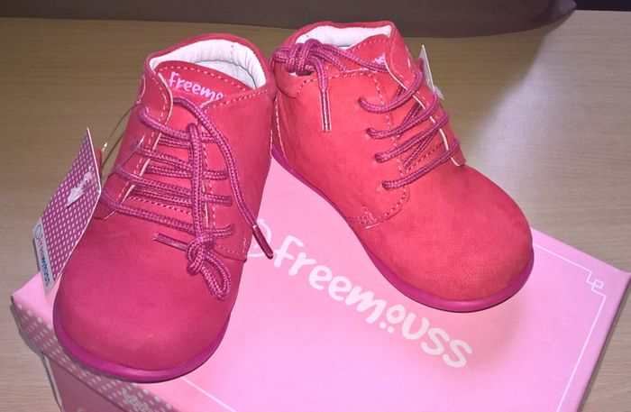 Chaussures cuir et peau fille pointure 20 / Freemouss - photo numéro 2