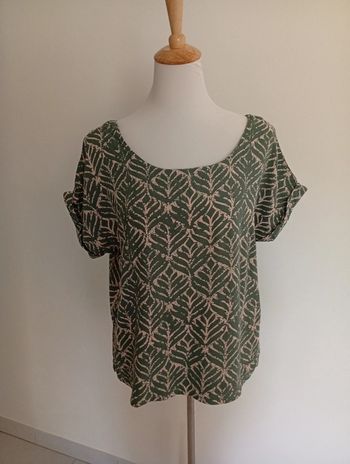 Damart - tee-shirt fluide, taille 40 | vert et crème - printemps été