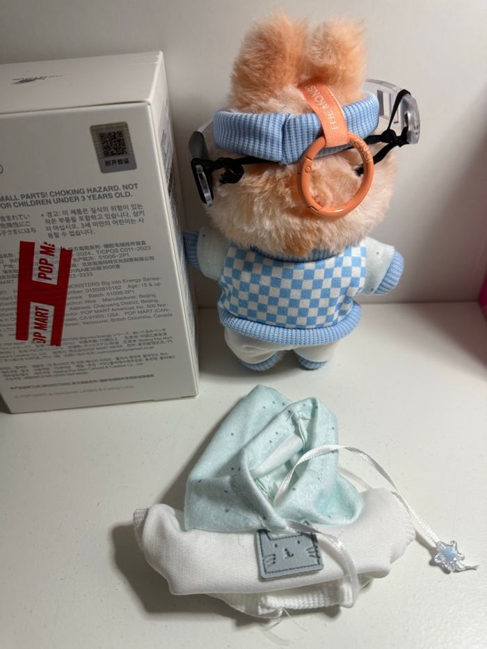 Big into Energy avec vêtements et accessoires - photo numéro 2