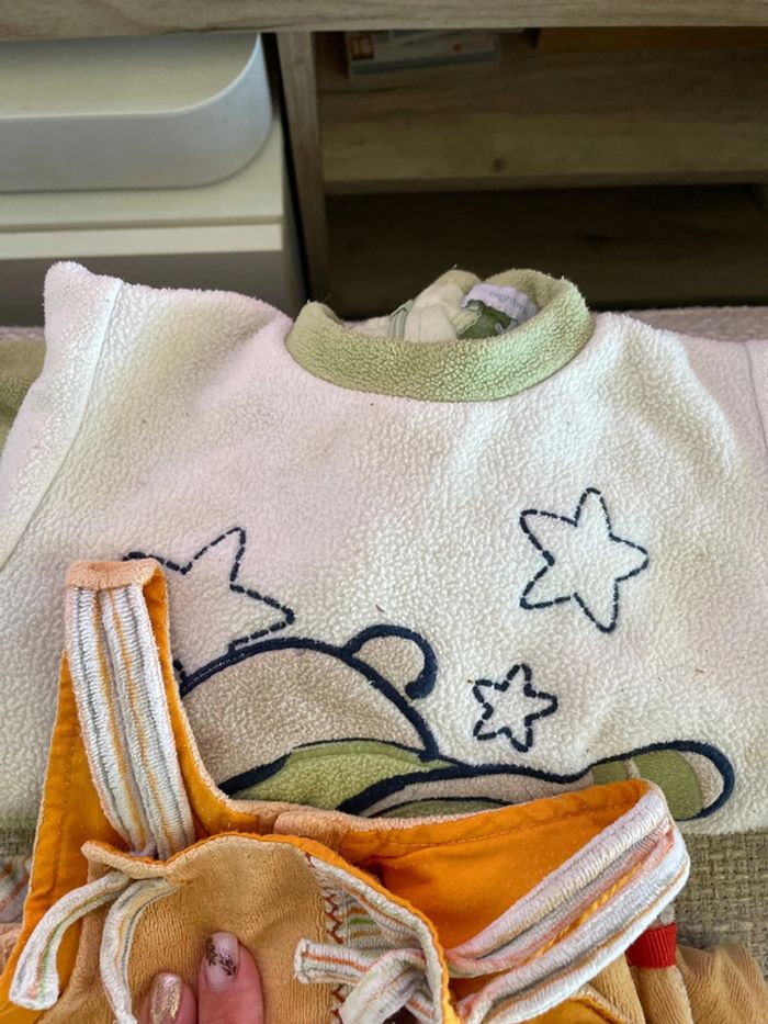 Lot pyjama 6 mois - photo numéro 2