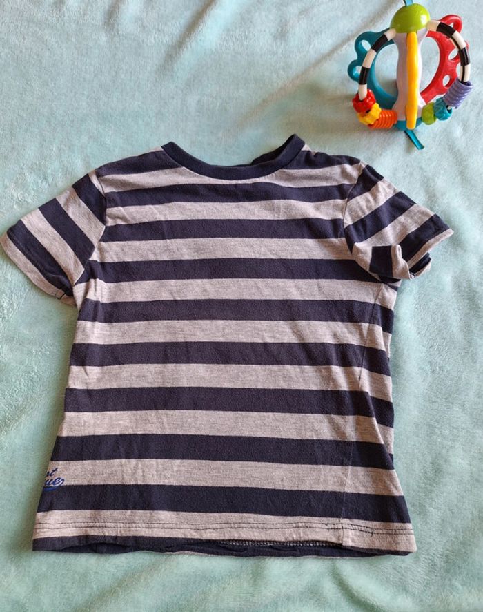 Lot de Tee-shirt taille 4 ans - photo numéro 7