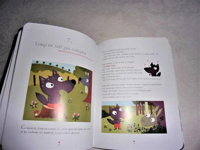 Livre Petites Histoires du Père Castor - neuf - photo numéro 2