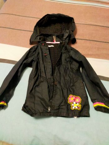 Manteau mi saison taille 8 ans