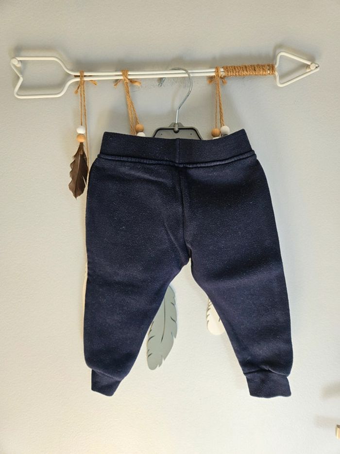 Jogging 6/9 mois - photo numéro 2