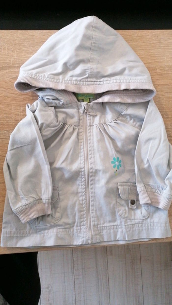 Veste grise à capuche 18 mois