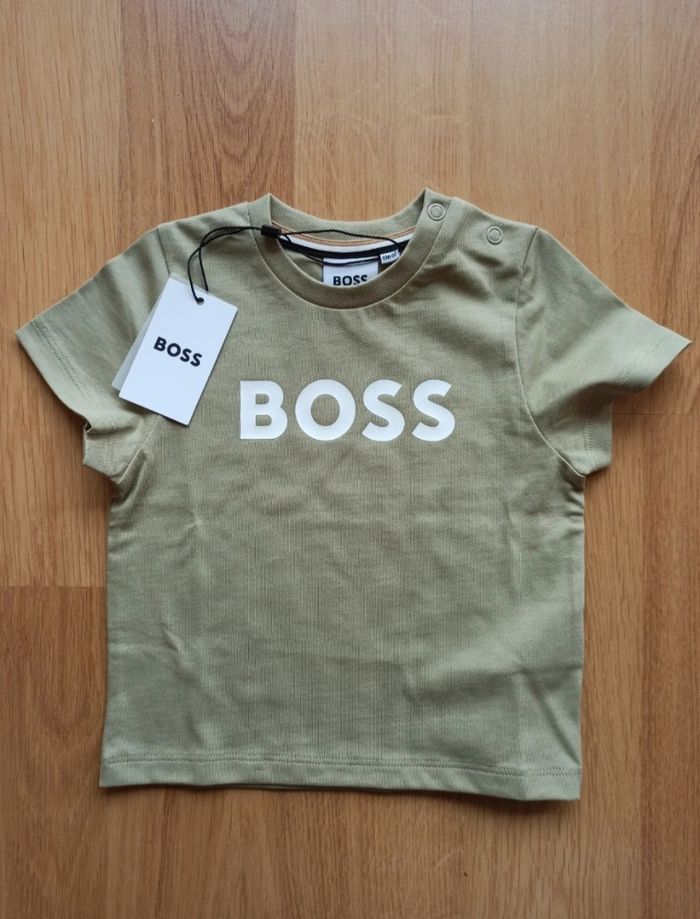 T-shirt Hugo Boss 6 mois