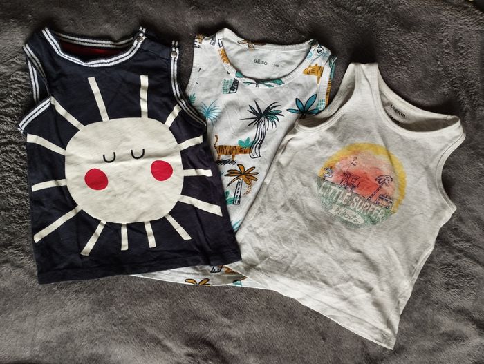Lot débardeurs 24 mois