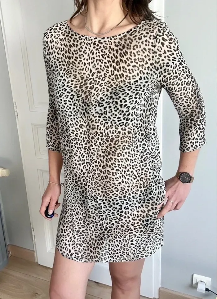 Ravissante robe motif léopard – Ba&sh taille 36 , S , 1 - photo numéro 5