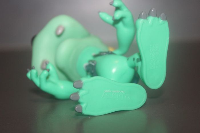 Figurine Plutot - Disney - photo numéro 3