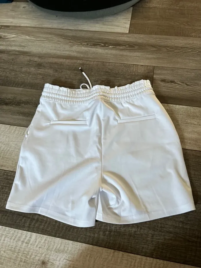 Short blanc Esmara - photo numéro 4