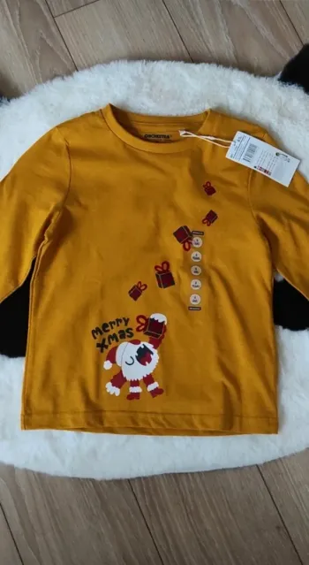 💙 T-shirt manches longues garçon moutarde – “Merry Xmas”  💙Orchestra 💙 Taille : 6 ans / 116 cm 