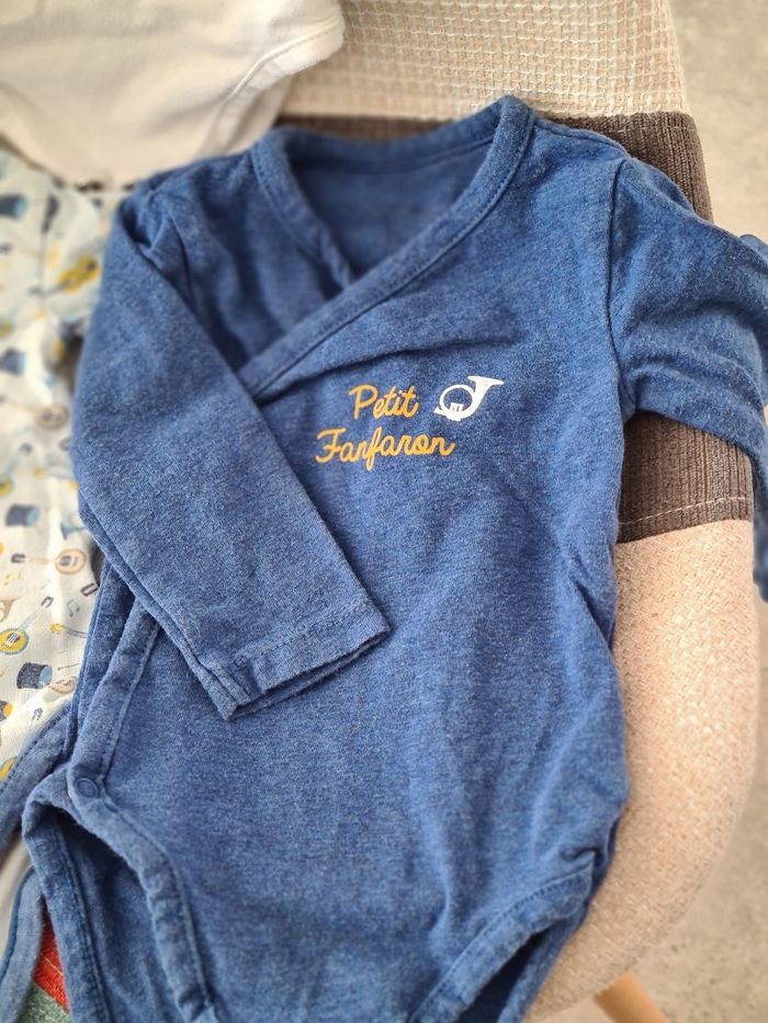 Lot de 3 bodies - photo numéro 2