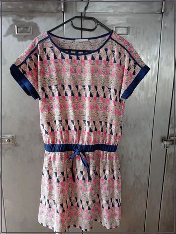 Robe manches courtes rose/bleue Etam taille 36 bon état