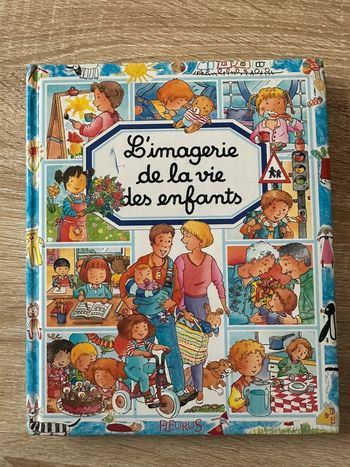 Livre l’imagerie de la vie des enfants